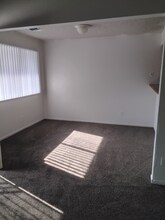1151 S Chestnut Ave in Fresno, CA - Building Photo - Building Photo