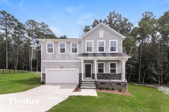 559 Barnes Lndg Dr in Four Oaks, NC - Building Photo