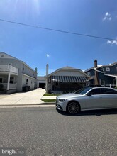 12 N Swarthmore Ave in Ventnor City, NJ - Building Photo - Building Photo