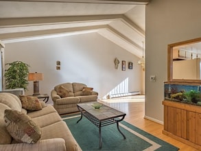 33 Buena Vista Ave in Salem, MA - Foto de edificio - Building Photo