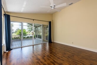 8889 Odell Dr in Boynton Beach, FL - Building Photo - Building Photo