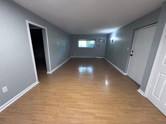 27 Gordon St, Unit 108 in Framingham, MA - Building Photo - Building Photo