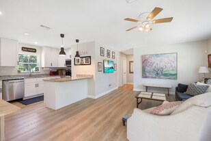 1756 42nd Ave in Vero Beach, FL - Building Photo