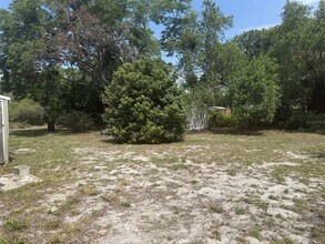 11609 Huggins St in Leesburg, FL - Building Photo - Building Photo