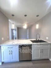 7038 Vesper Ave in Los Angeles, CA - Building Photo - Building Photo