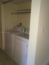 407 Gardens Dr in Pompano Beach, FL - Building Photo - Building Photo