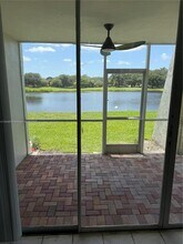 9450 Poinciana Pl in Davie, FL - Foto de edificio - Building Photo