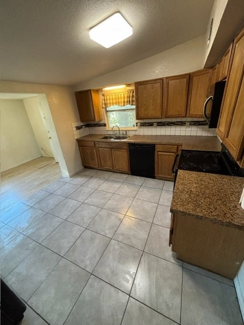 907 Waldron St in Arcadia, FL - Foto de edificio - Building Photo