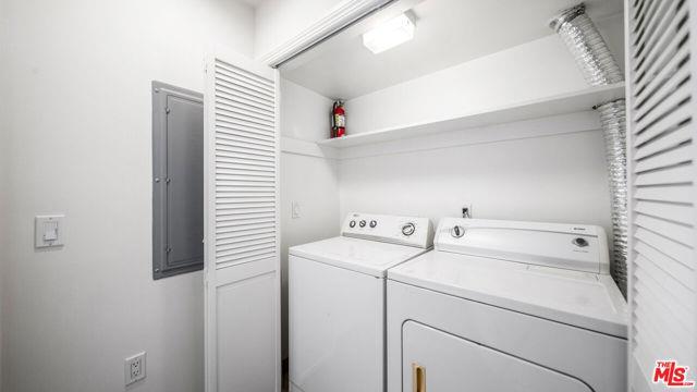 1529 S Beverly Dr in Los Angeles, CA - Building Photo - Building Photo