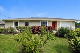 4112 18th St SW in Lehigh Acres, FL - Building Photo