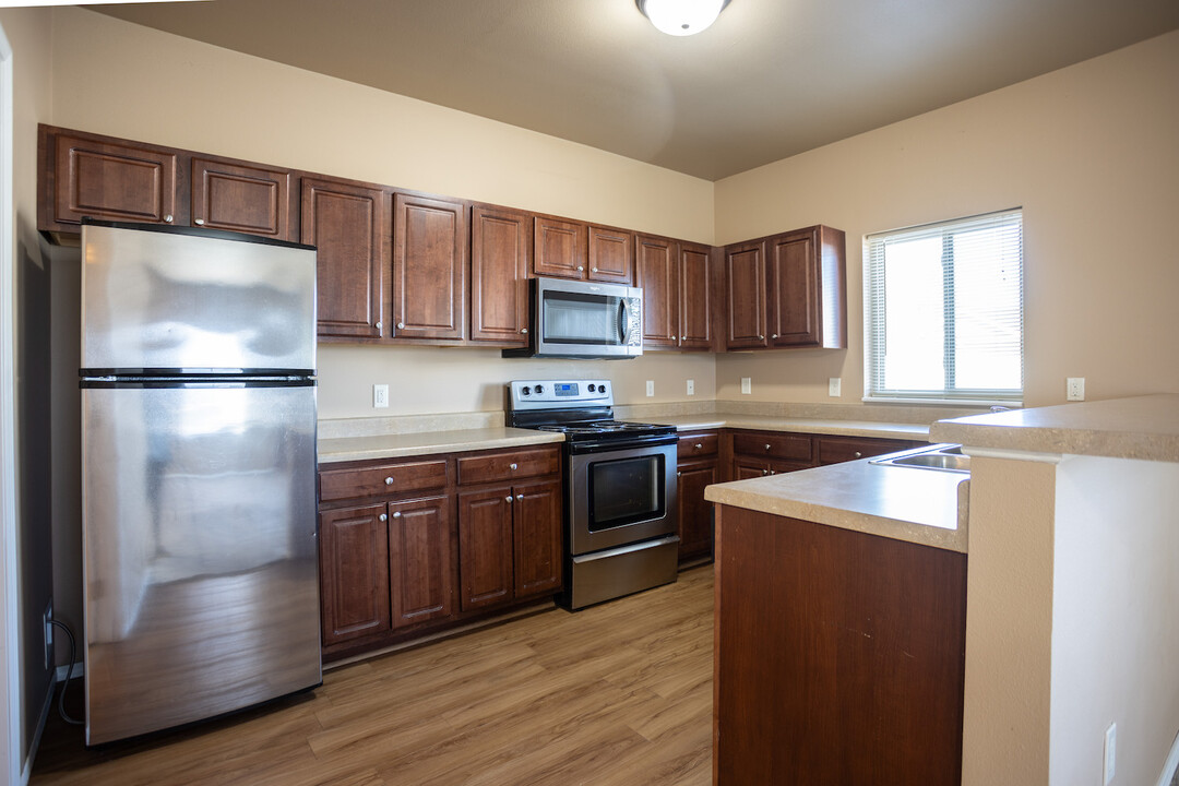 Prairiewood Apartments and Townhomes in North Sioux City, SD - Foto de edificio