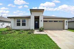 6911 Escobedo Ln in Richmond, TX - Building Photo