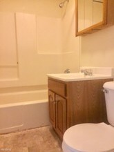 41 Fairmount Pl in Leominster, MA - Building Photo - Building Photo