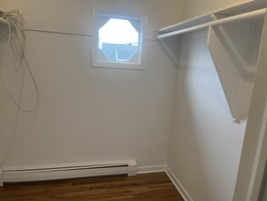 330 10th St, Unit 2nd floor in Palisades Park, NJ - Foto de edificio - Building Photo