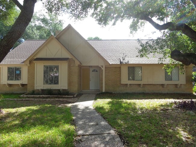 property at 3022 Kenross St
