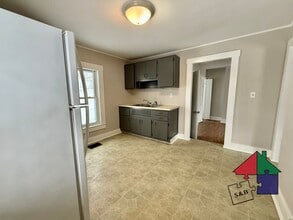 32 Hall St in Barre, VT - Building Photo - Building Photo