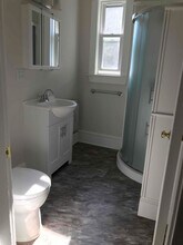 38 Pearl St-Unit -38-C Pearl St in Bangor, ME - Building Photo - Building Photo
