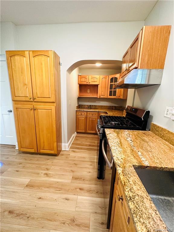 283 N Middletown Rd in Pearl River, NY - Building Photo - Building Photo