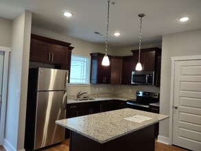 1021 Wells Way in Spring Hill, TN - Building Photo - Building Photo