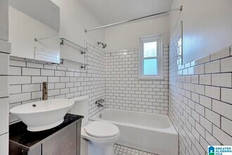5321 Crestwood Blvd in Birmingham, AL - Building Photo - Building Photo