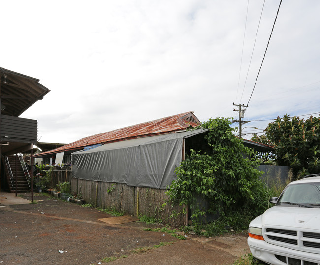 302 Palm St in Wahiawa, HI - Building Photo - Building Photo