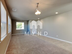 3775 Thistledown Ct in Reno, NV - Building Photo - Building Photo