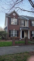 9532 Cadman Ct in Cornelius, NC - Building Photo