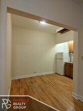 546 W Wellington Ave, Unit 540-004 in Chicago, IL - Building Photo - Building Photo