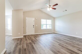 972 Navaho Trail in Monroe, GA - Building Photo - Building Photo