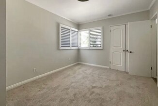 13864 Lexicon Ave in Los Angeles, CA - Building Photo - Building Photo