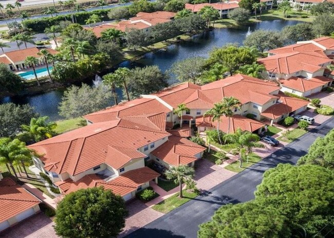 property at 600 Diamond Cir