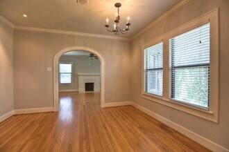 2205 Brun St in Houston, TX - Building Photo - Building Photo
