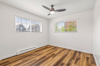 917 E Indiana Ave in Spokane, WA - Building Photo - Building Photo