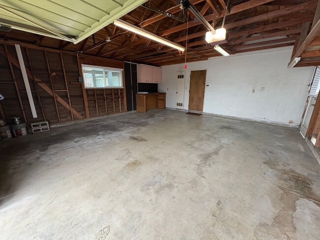 2727 S Sowell St in Visalia, CA - Building Photo - Building Photo