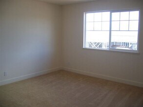 92-1067-1067 Koio Dr in Kapolei, HI - Building Photo - Building Photo