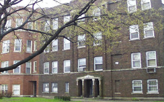 7461-7467 N Marshfield Ave Apartments