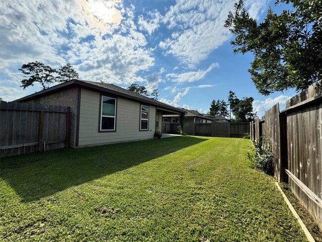 property at 14273 Lake Lodge Dr