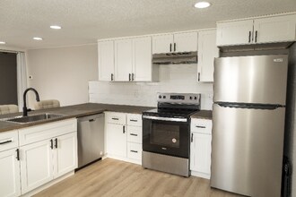 1363 Frankstown Rd in Johnstown, PA - Foto de edificio - Building Photo