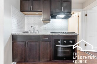 1501 W Fullerton Ave in Chicago, IL - Building Photo - Building Photo