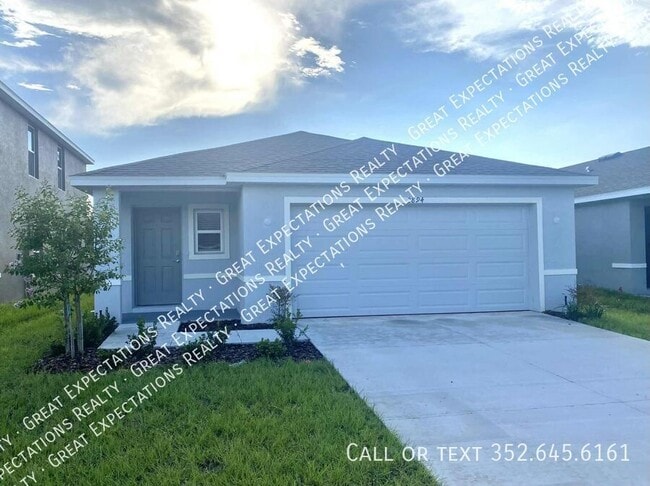property at 2894 NE 21st Ct Rd