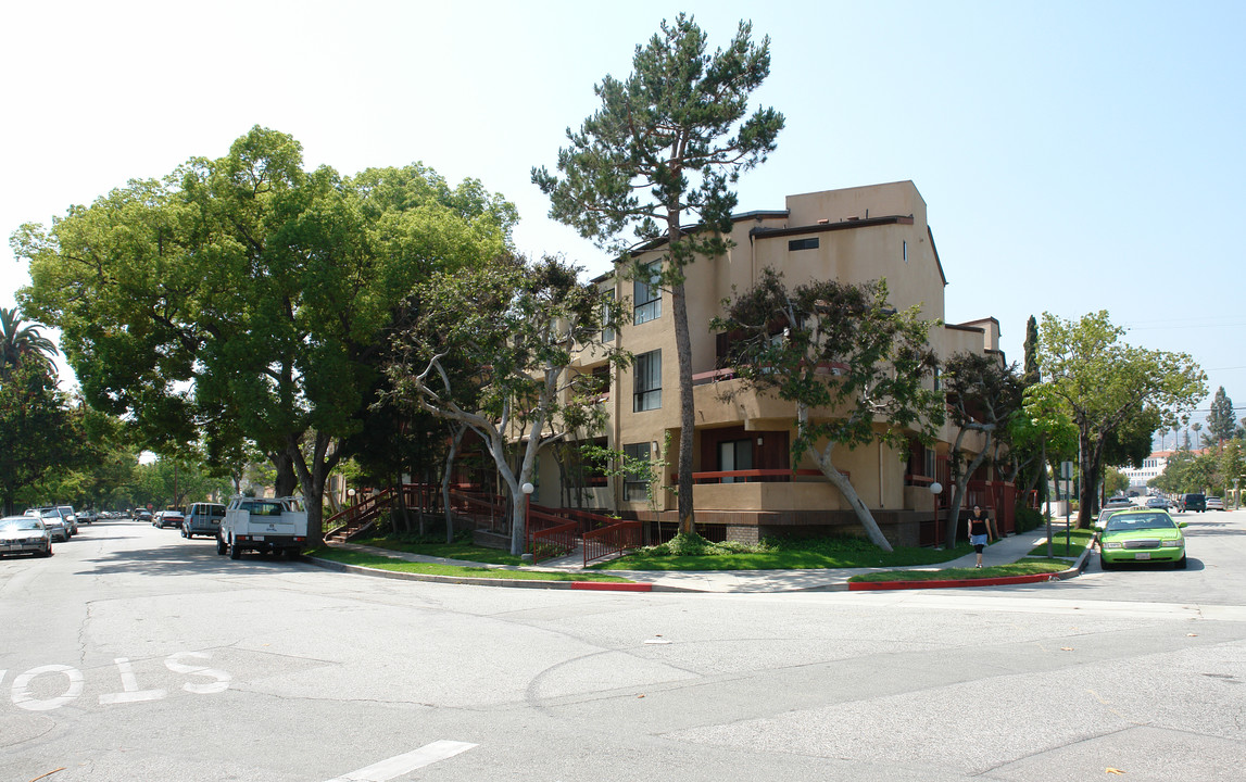 601 Palm Dr in Glendale, CA - Building Photo