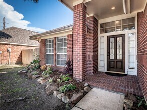 12807 Village Way Dr in Houston, TX - Building Photo - Building Photo