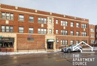2234 W Wilson Ave, Unit 308 in Chicago, IL - Building Photo - Building Photo
