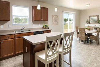 2771 W Fork River Dr in Fowlerville, MI - Building Photo - Building Photo