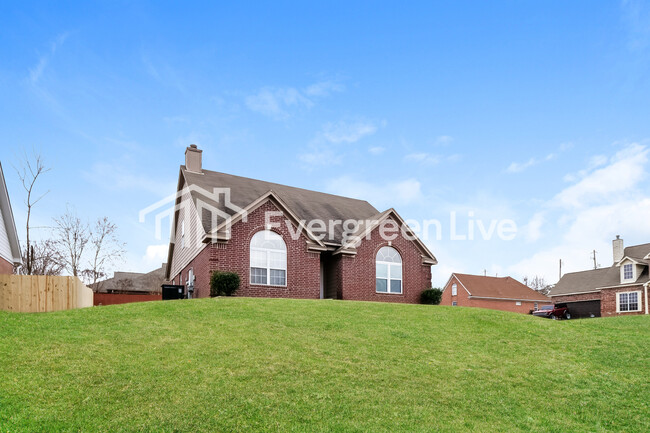 2605 Kate Bond Rd in Memphis, TN - Building Photo - Building Photo