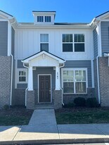 1781 Frodo Wy in Murfreesboro, TN - Building Photo