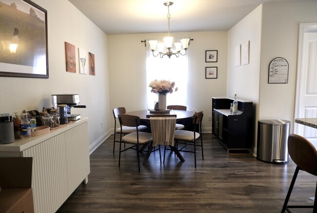 6841 Nelson St in Navarre, FL - Building Photo - Building Photo