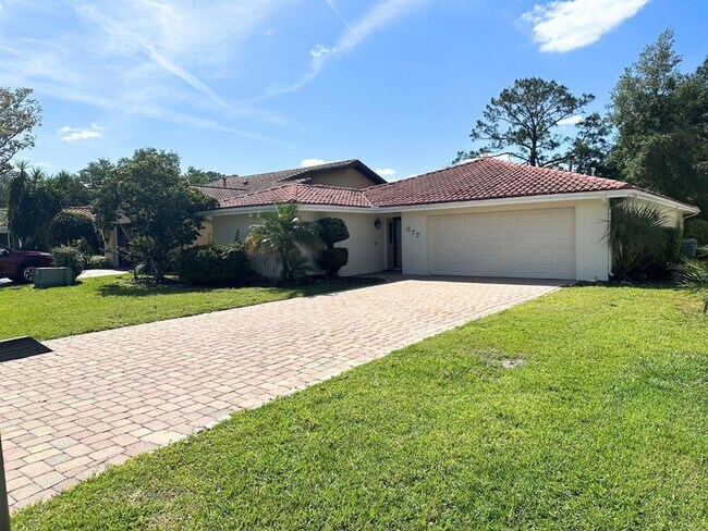 677 Augusta Rd in Winter Haven, FL - Building Photo - Building Photo