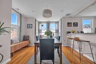 28 Monument St, Unit 2 in Boston, MA - Building Photo