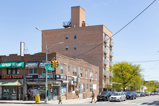 2011 Avenue X in Brooklyn, NY - Foto de edificio - Building Photo